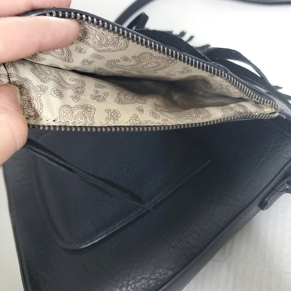 Simply Noelle Leather Fringed Shoulder Bag Black Conceal Weapon Pouch Boho Chic - Picture 14 of 15